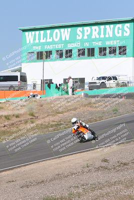 media/Apr-20-2025-AHRMA (Sun) [[393a79c373]]/Race/Group 11 early race/Turn 4b/